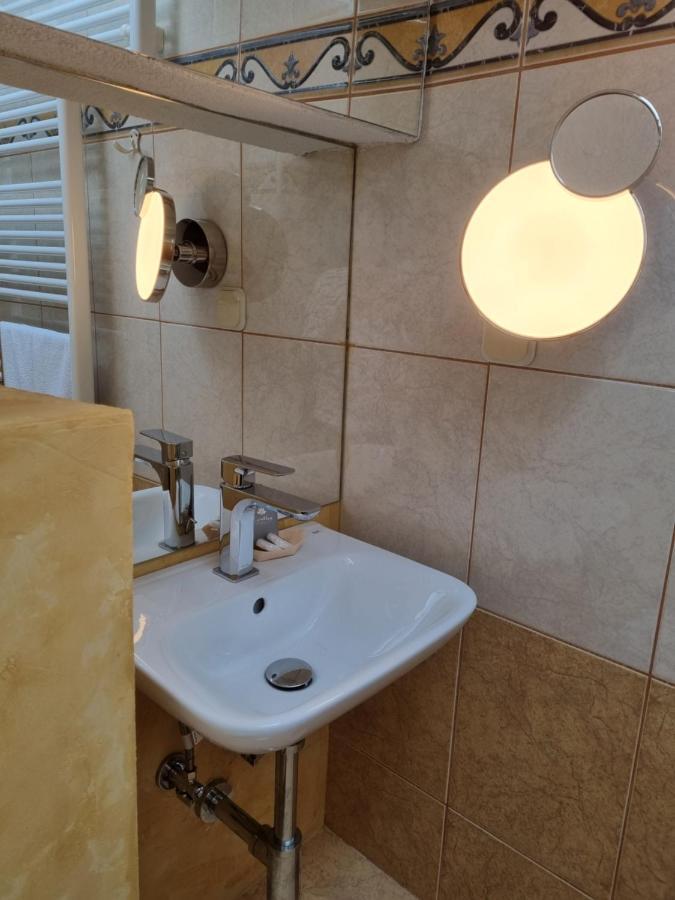 شقة Apartma Katy أوماغ المظهر الخارجي الصورة