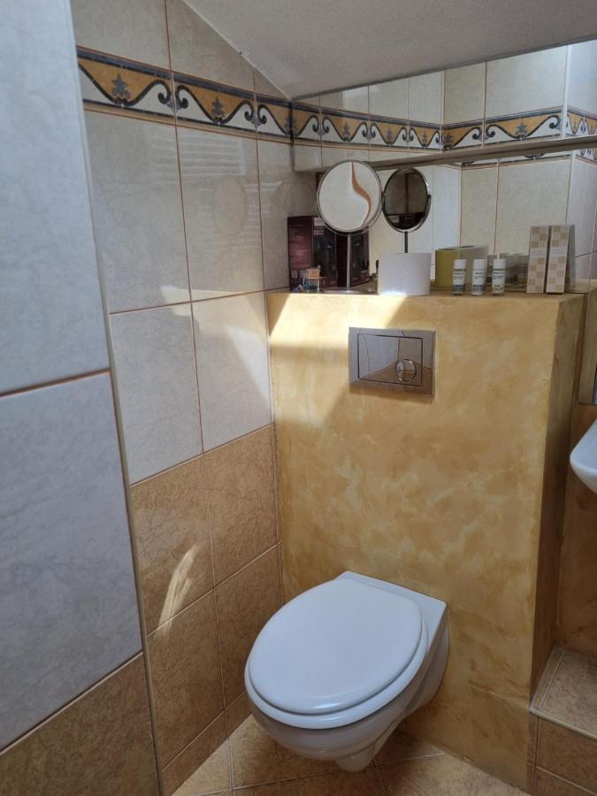 شقة Apartma Katy أوماغ المظهر الخارجي الصورة