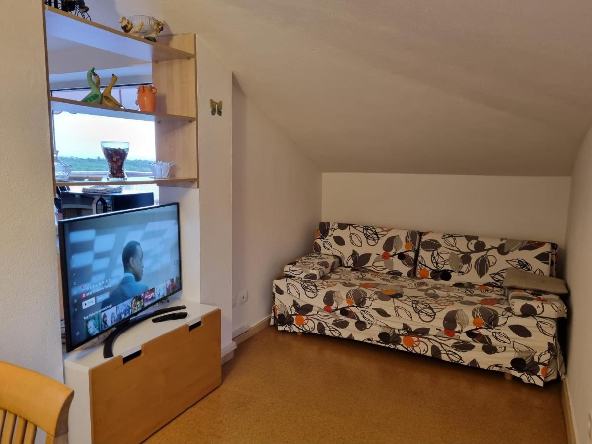 شقة Apartma Katy أوماغ المظهر الخارجي الصورة